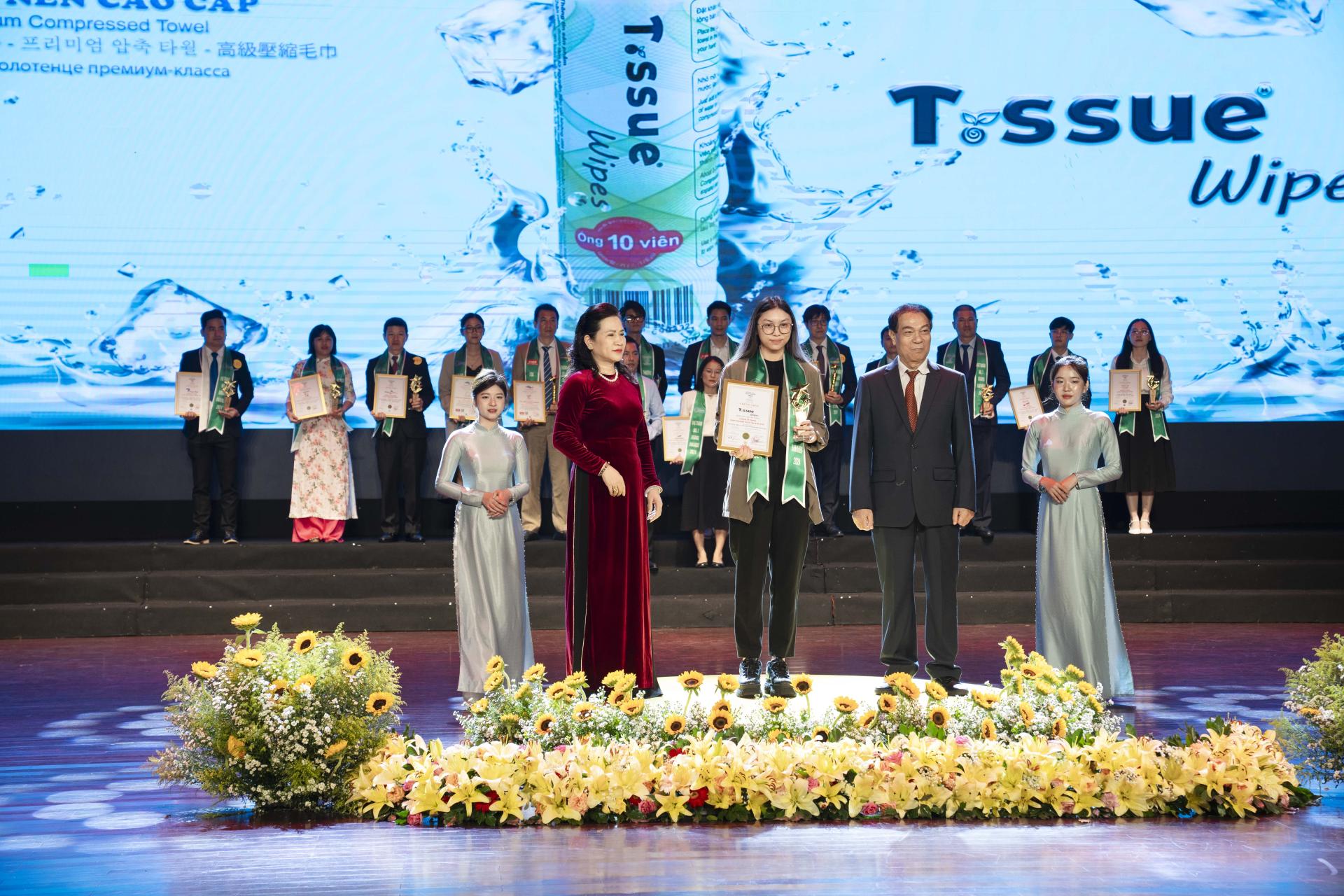 Tinh_ben_vung_va_y_thuc_bao_ve_moi_truong_cua_khan_nen
